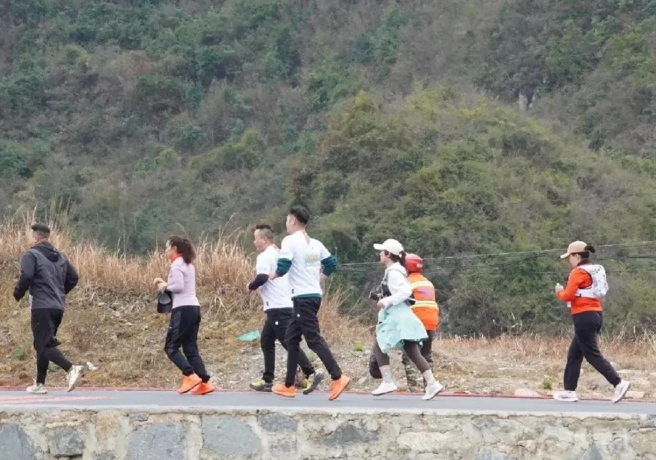 关于全国全民健身走,运动旅行两不误的信息 关于全国全民健身走,运动旅行两不误的信息