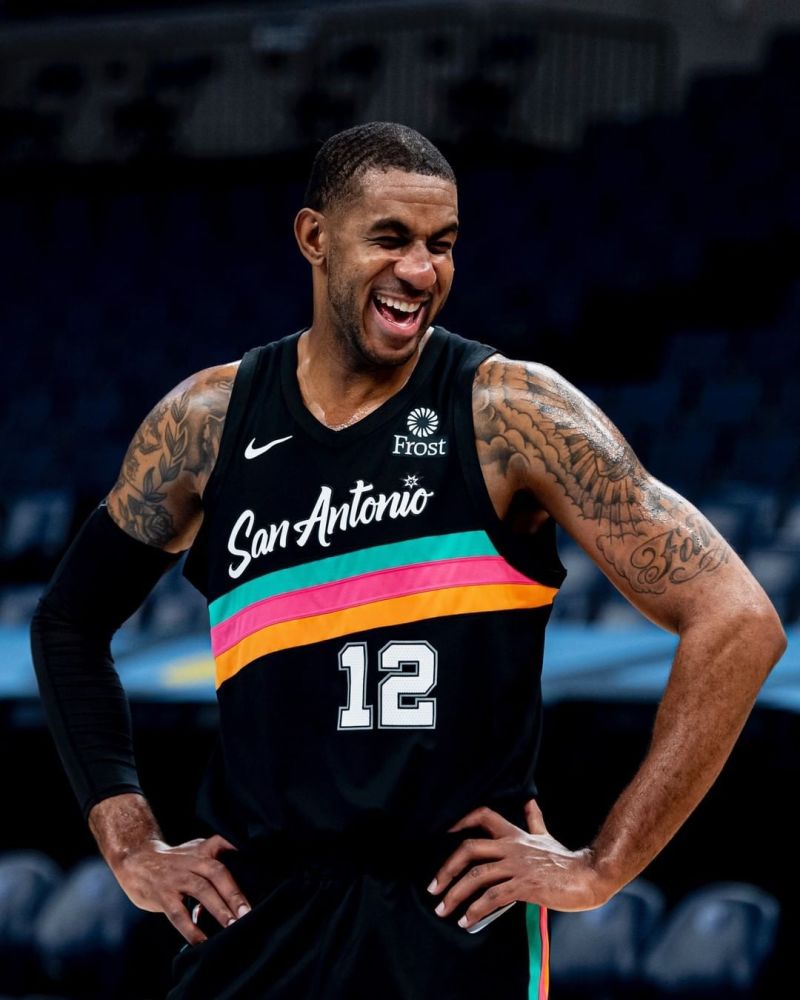 爱游戏电竞官网-赛季展望：预计本赛季的最大悬念